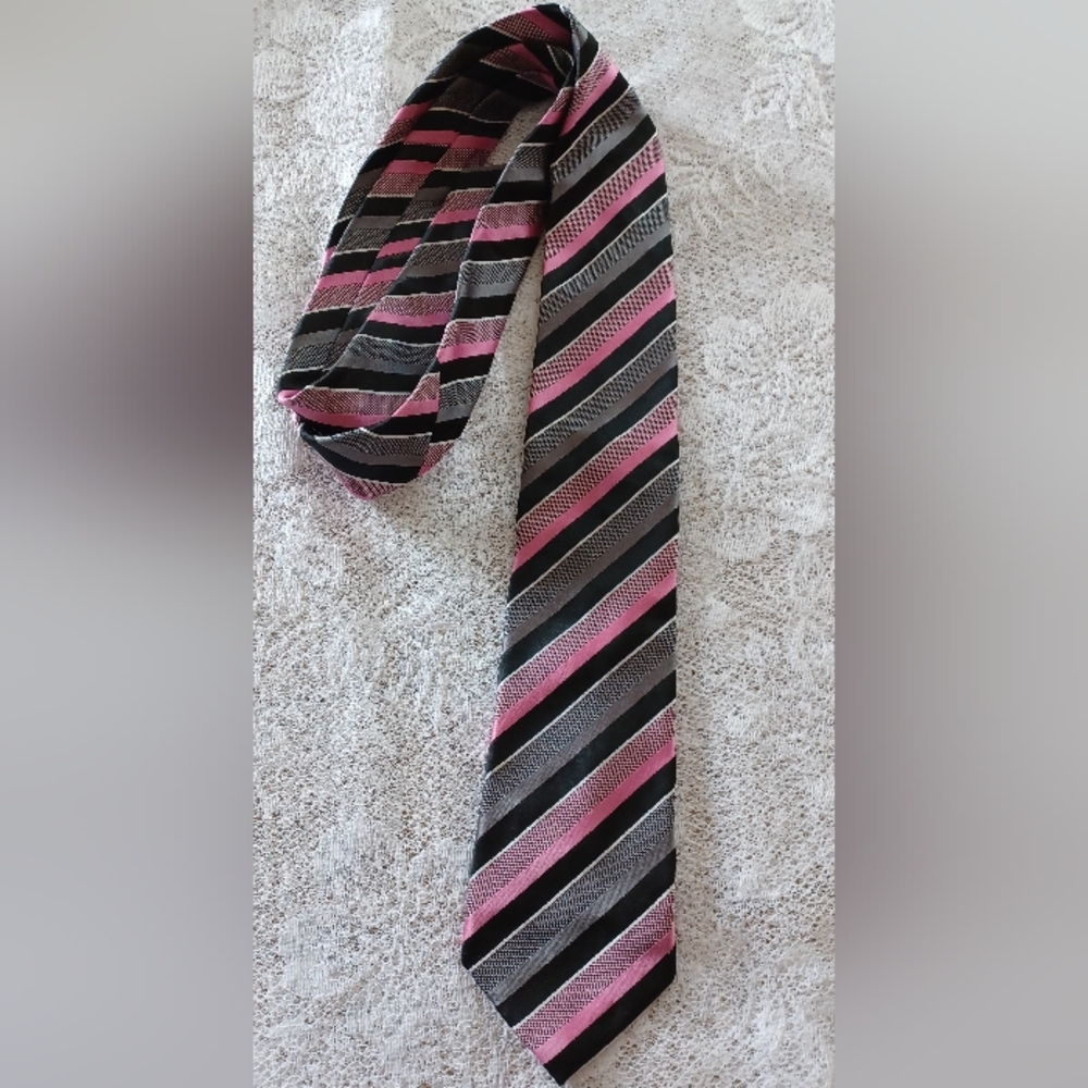 CHRISTIAN AUJARD LIBERTÉ PARIS 100% POLYESTER TIE HANDMADE PINK/BLACK/GRAY/WHITE